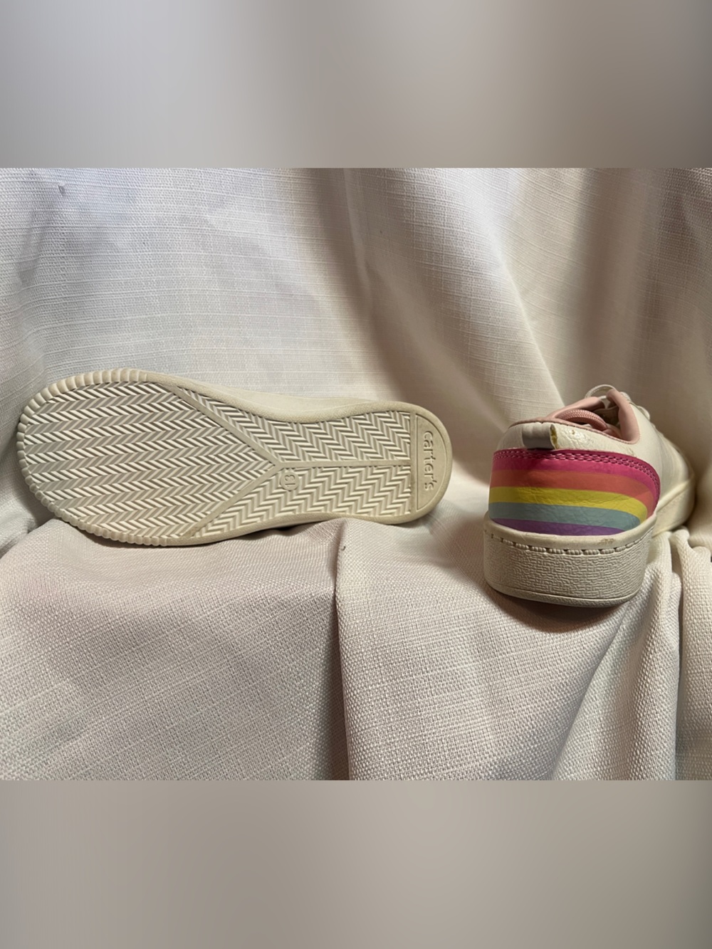 Girls Casual Cream Sneakers with pink and rainbow Accent - Picture 3 of 3